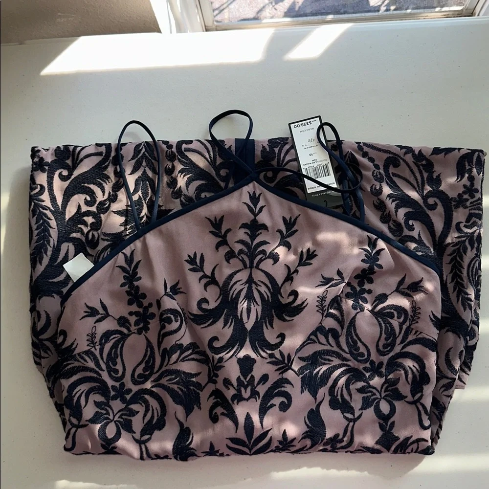 New with tag on BCBGMaxAzria Lilac Mauve Patterned Dress. - Picture 16 of 16